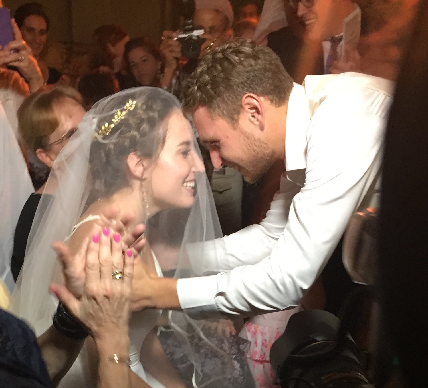 cute jewish couple at their wedding